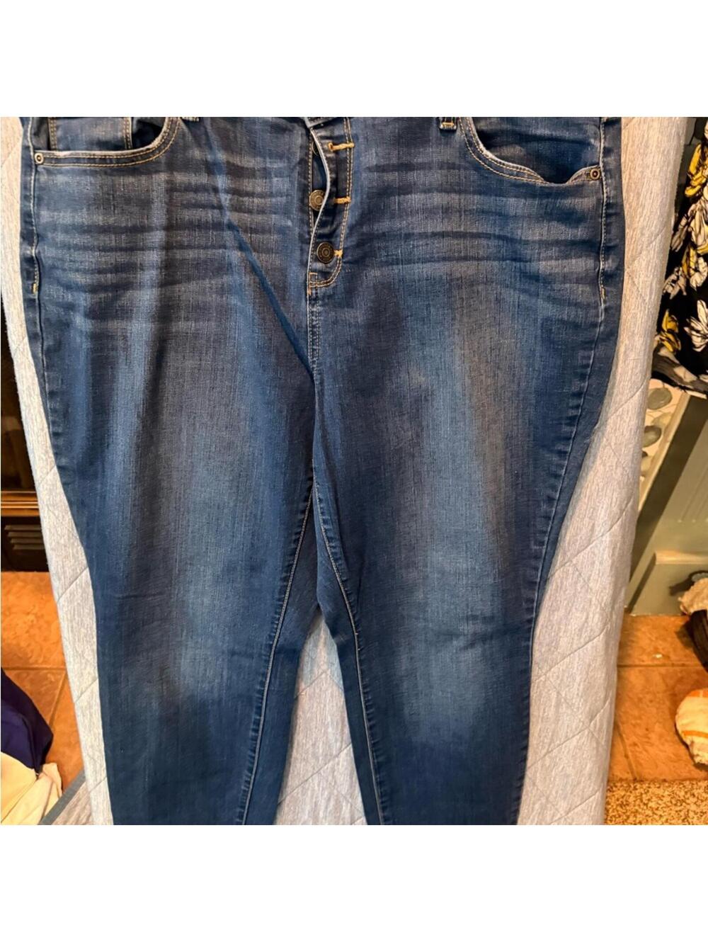 Sonoma Dark Blue Women's Skinny Jeans